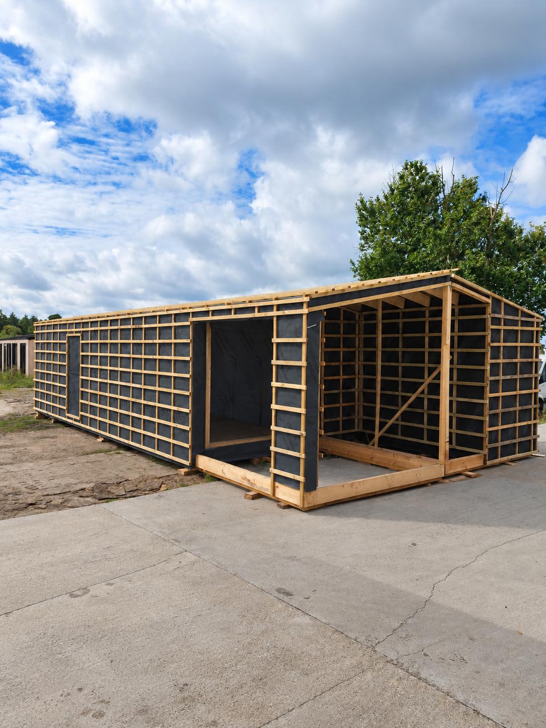 Prefabrykowany Budynek 75 m w Trakcie Budowy